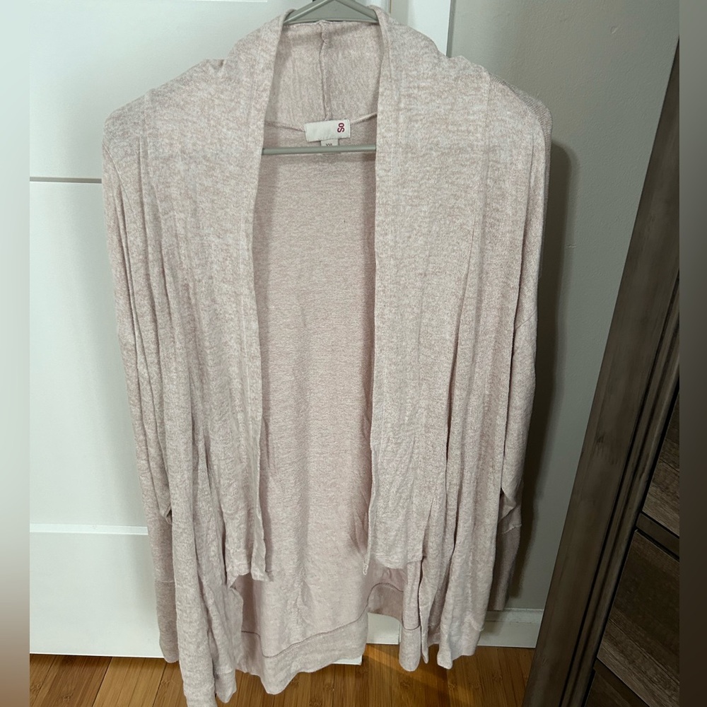 Cardigan sweater